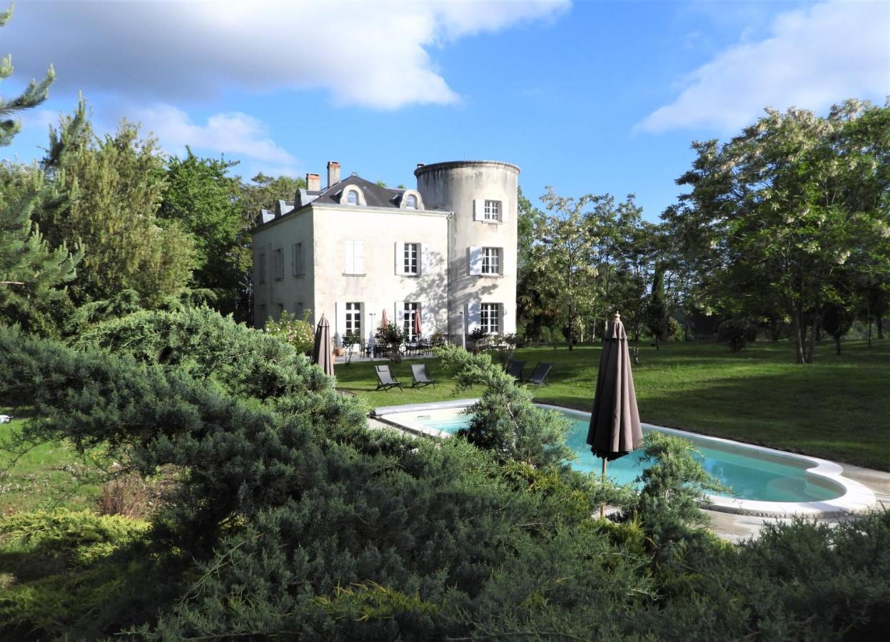Chateau De La Comtesse Saint-Martin-Petit エクステリア 写真