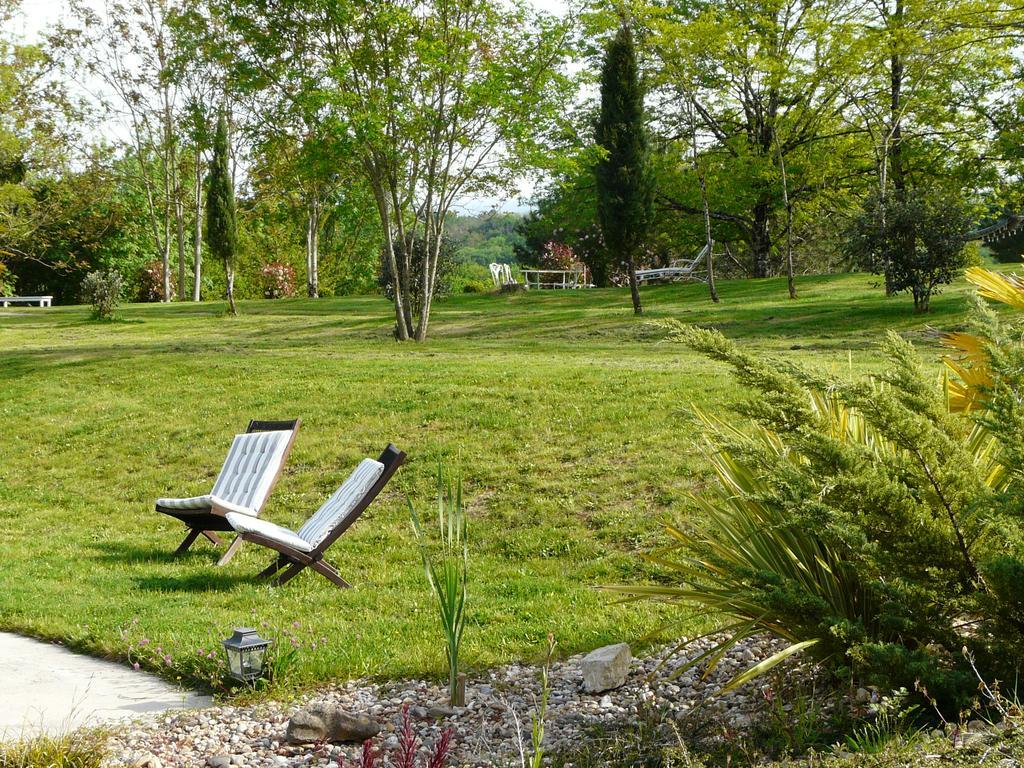 Chateau De La Comtesse Saint-Martin-Petit エクステリア 写真